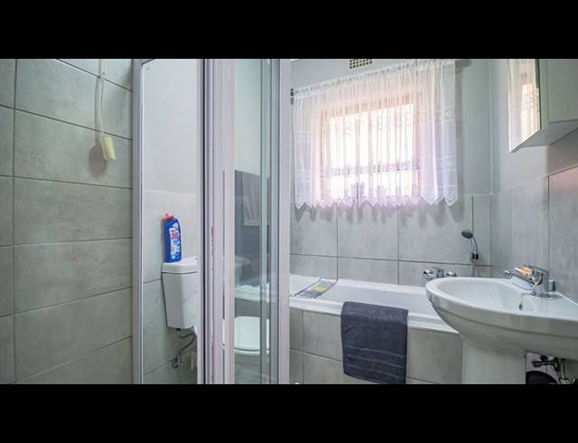 3 BEDROOM CLUSTER FOR SALE IN GOEDEBURG